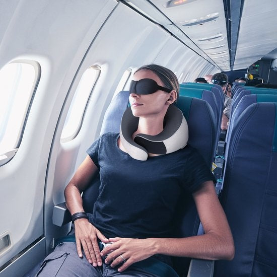 Dymac CloudRest Reisekissen - Nackenkissen - Nackenstütze - Memory Foam Reisekissen - Inklusive Augenmaske & Ohrstöpsel - Mit Reiseetui - Beige