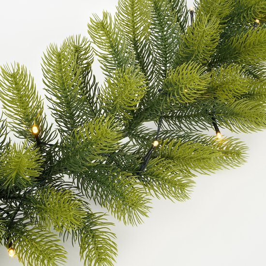 Black Box Trees Nigata Girlande mit LED Beleuchtung - L270 cm - Grün