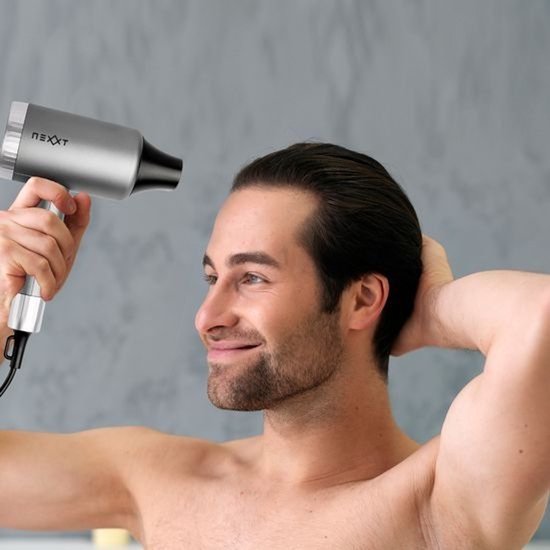 Nexxt Haartrockner – Schnell trockenes Haar in wenigen Minuten – 2200 W – Mit Coolshot und 3 Heizstufen