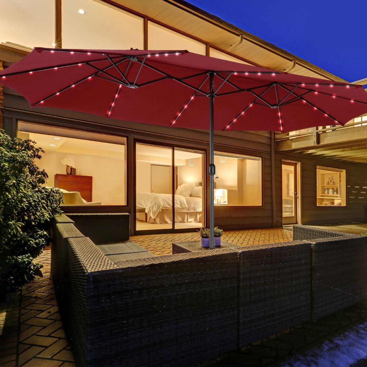 Coast Doppel-Sonnenschirm – 48 solarbetriebene LED-Leuchten – Handkurbel – weinrot 470 x 280 cm