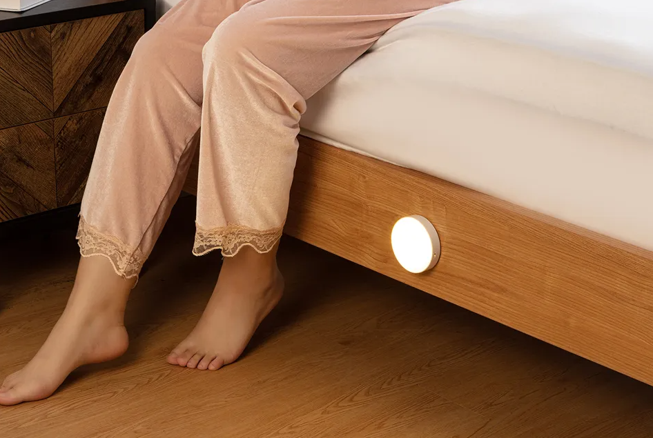 Vlectro 4er-Set LED-Spots mit Sensor - USB-C