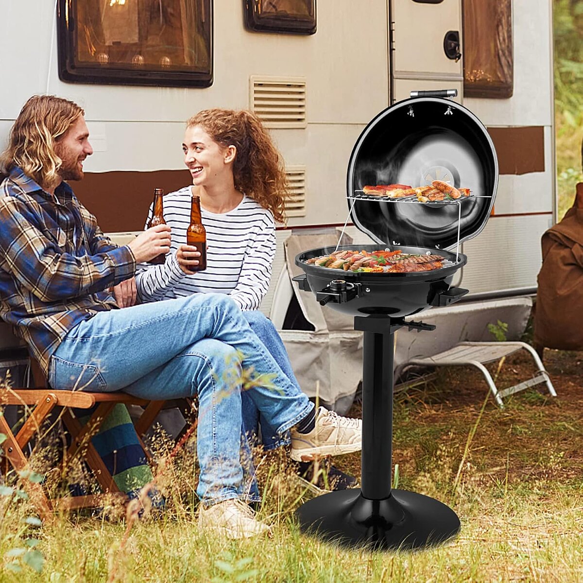 GrillMaster Elektrogrill 1600 W – 44 cm Grillrost – Schwarz/Rot – 52 x 44 x 82 cm