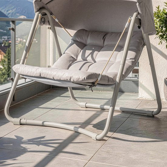 SoBuy OGS62-MI Schaukelstuhl mit verstellbarem Sonnenschirm – Für drinnen und draußen – Hängematte und Gartenstuhl für den Außenbereich – beige, 108 x 126 x 163 cm