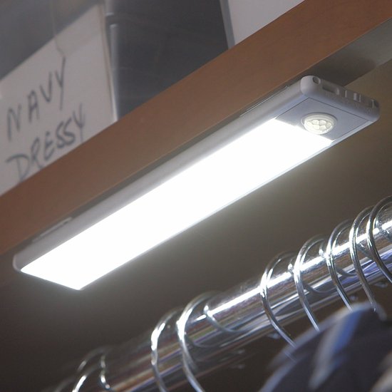 HandyLUX Slim Bright Power LED, 2 Stück – Magnetische Power-LED-Leiste mit Bewegungssensor – Kabellos, leicht und überall einsetzbar