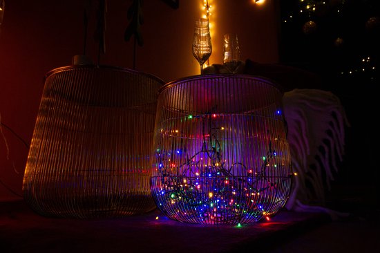 Stella LED, Lichterkette, 20 m, 300 LEDs, mehrfarbig, grünes Kabel, für drinnen und draußen, 24 V