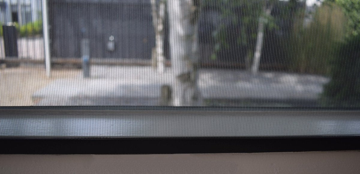 O'DADDYÂ¬Ã† Moskitonetz - Fenstergitter magnetisch rund - Maschengitter - 100 x 120 cm - Fliegengitter nach Maß - Gitter mit weißem Rand schwarze Maschen