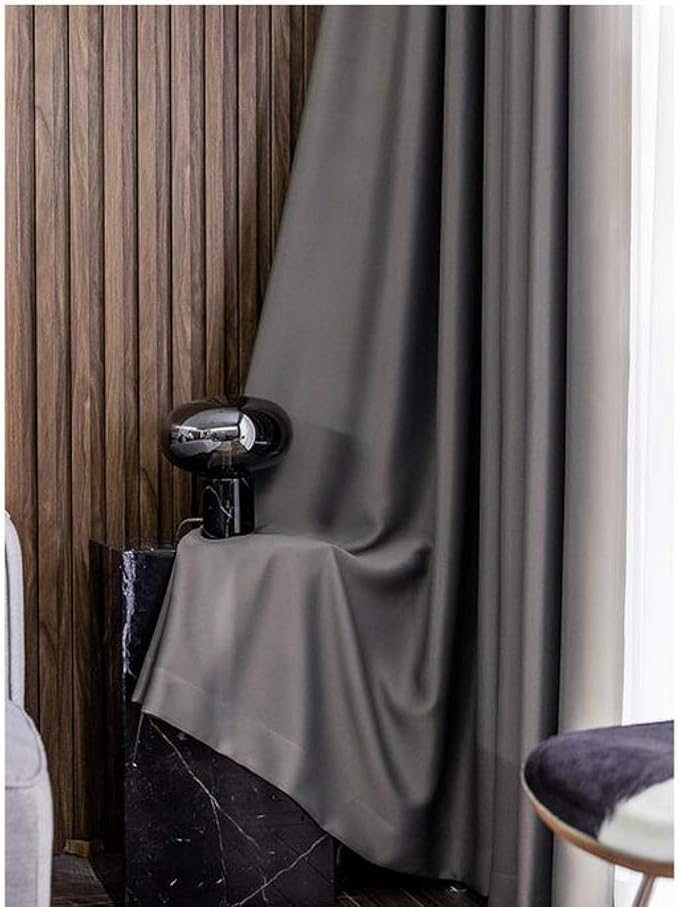 Home & Comfort Verdunkelungsvorhänge - Verdunkelungs-Thermovorhang mit Haken für Wohnzimmer - Kinderzimmer - Schlafzimmer Inklusive zwei passender Raffhalter - 150 x 250 cm - Silbergrau