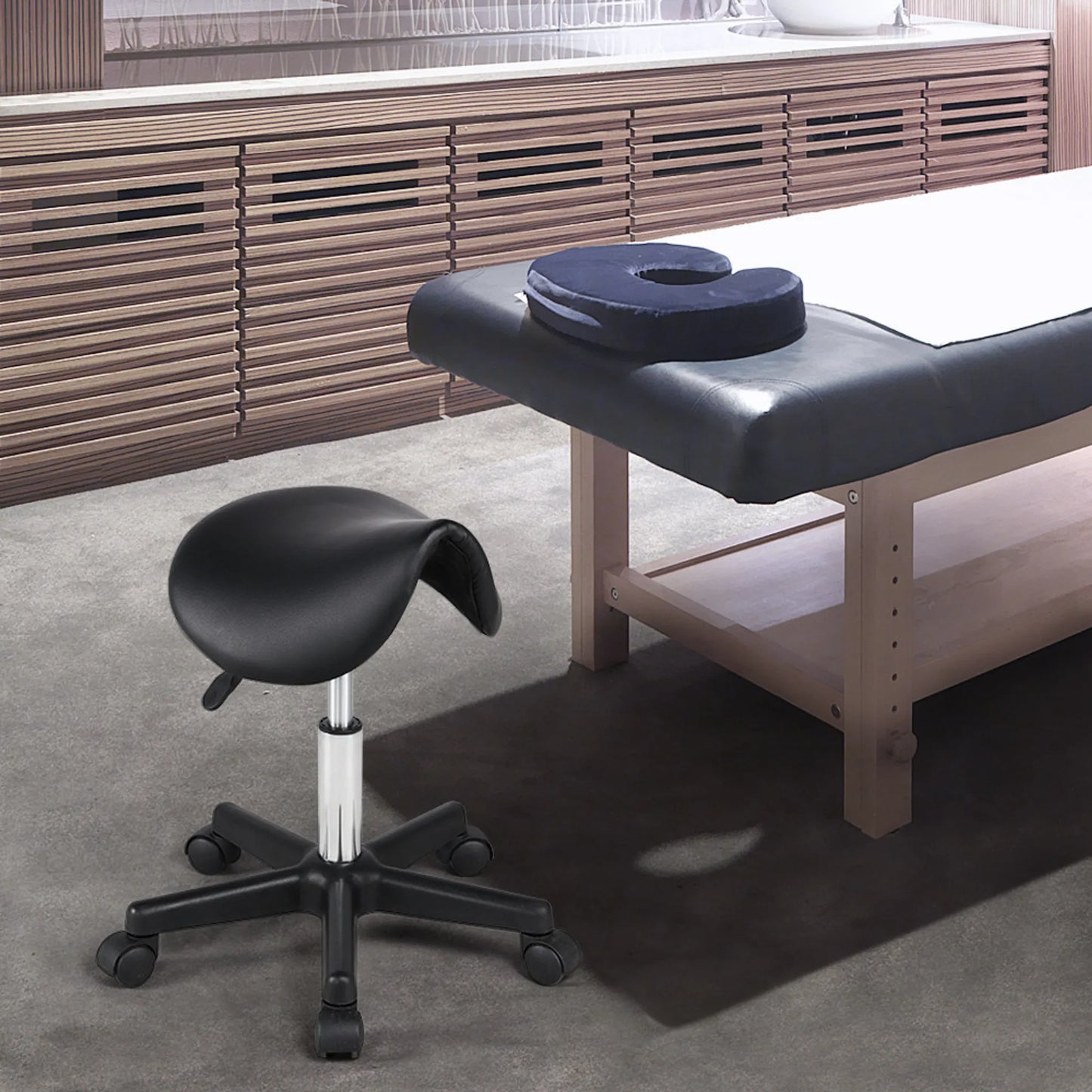 Yaheetech Saddle Stool Ergonomisch - Features höhenverstellbar Gas Lift und 360 ° schwenkbar Nylon Räder und bequemen Sitz - für Salon Büro und Küche - Schwarz Kunstleder - 50 x 50 x 45,5-60 cm