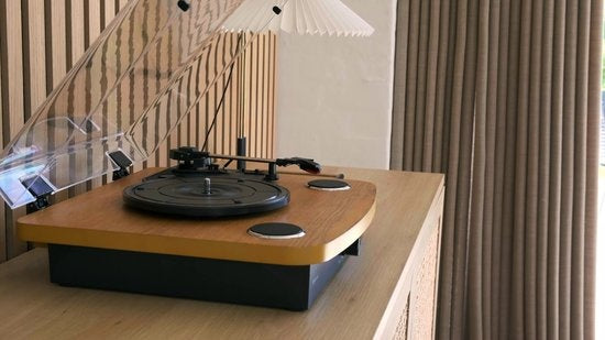 Denver VPL230 Retro Plattenspieler - Bluetooth - USB Aufnahme - 3 Geschwindigkeiten - Lautsprecher - Holz