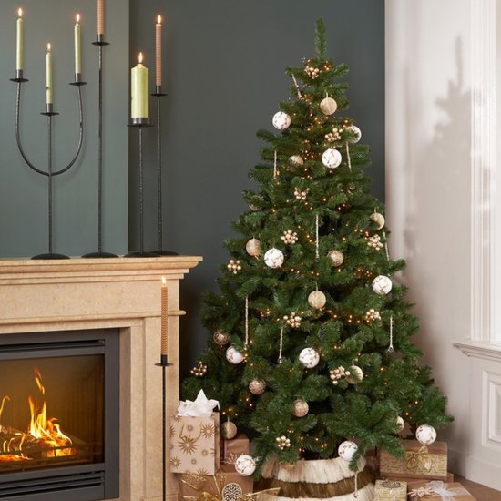Triumph Tree Forrester Weihnachtsbaum – Kunstbaum mit naturgetreuem Design – Weihnachtsdekoration für den Innenbereich – Kunststoffbaum mit dichten PVC-Nadeln – H 185 x Ø 109 cm – Grün