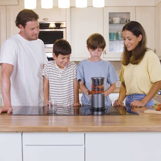 Livington JuiceBoost – tragbarer, batteriebetriebener Entsafter – 250-ml-Auffangbehälter – kabellos – kleiner Entsafter – Entsafter für unterwegs – Slow Juicer für Obst und Gemüse – Fruchtsaft