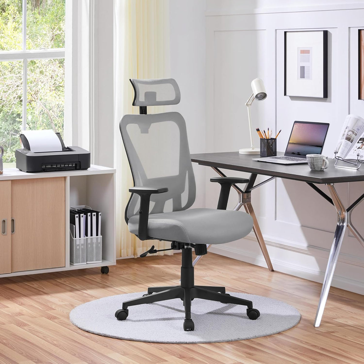 Yaheetech Ergonomischer Bürostuhl mit verstellbarer Lendenwirbelstütze und Kopfstütze 70 × 70 × 125 cm Hellgrau