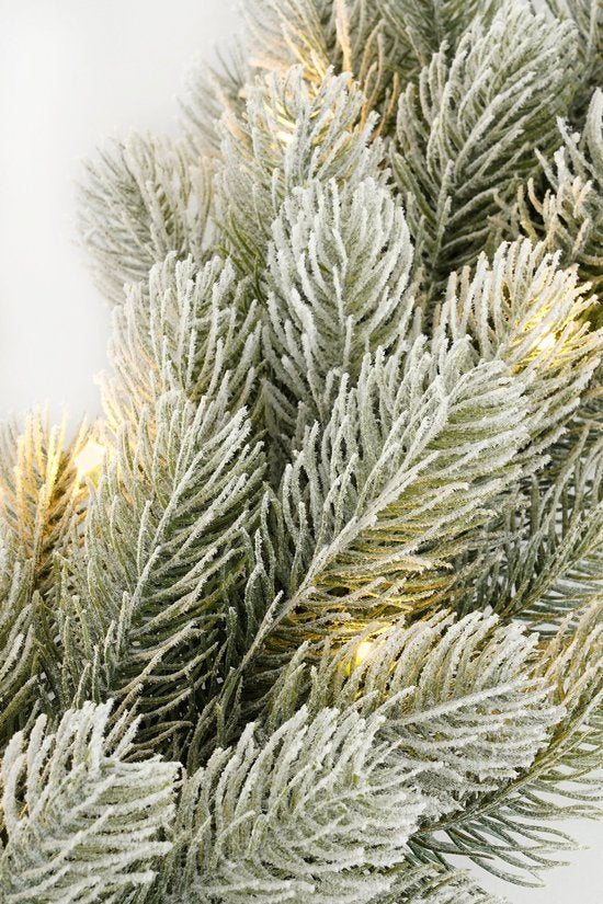 Black Box Trees Nagoya Weihnachtsdekoration – Girlande mit 40 warmweißen LED-Lämpchen und Timer-Funktion – Weihnachtsgirlanden für Kamin, Treppe oder Türpfosten – Grün, matt – L 270 x Ø 20 cm