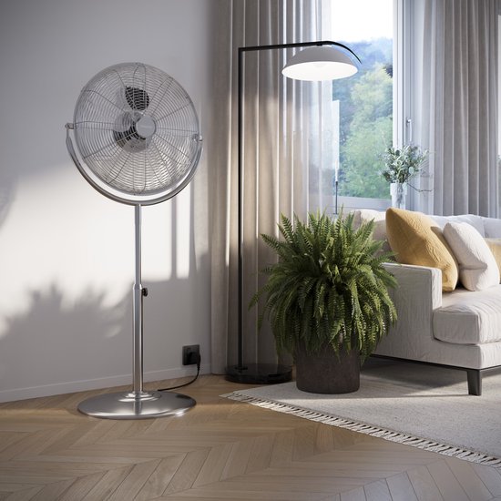 Standventilator XL 45 cm - Metallgehäuse - Starker Luftstrom - 3 Geschwindigkeiten - Oszillierend - Tristar VE-5975