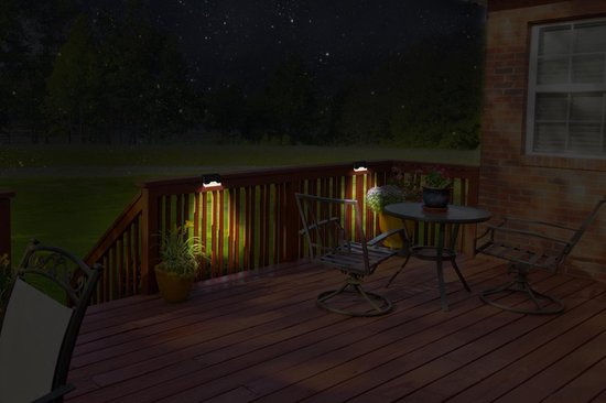 Grundig Solar Gartenleuchten 4 Stück - Solarleuchte für Terrassen- und Zaunbeleuchtung - Warmweißes Stimmungslicht - Gartenbeleuchtung inkl. Montagematerial - 6-8 Stunden Batterielebensdauer - Schwarz