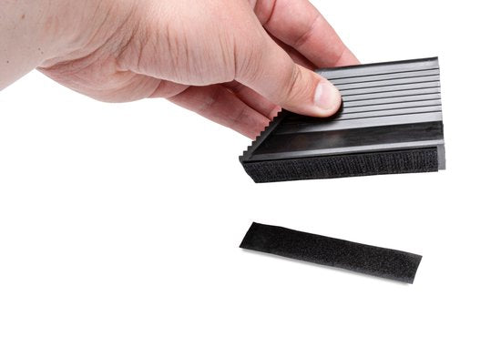 BLACK+DECKER Gepäckhalter-Set, 6-teilig – Kofferraum-Organizer – für Koffer, Umzugskartons, Einkäufe und mehr – Ladungssicherungen – Gepäckklemmen – Kunststoff – Schwarz