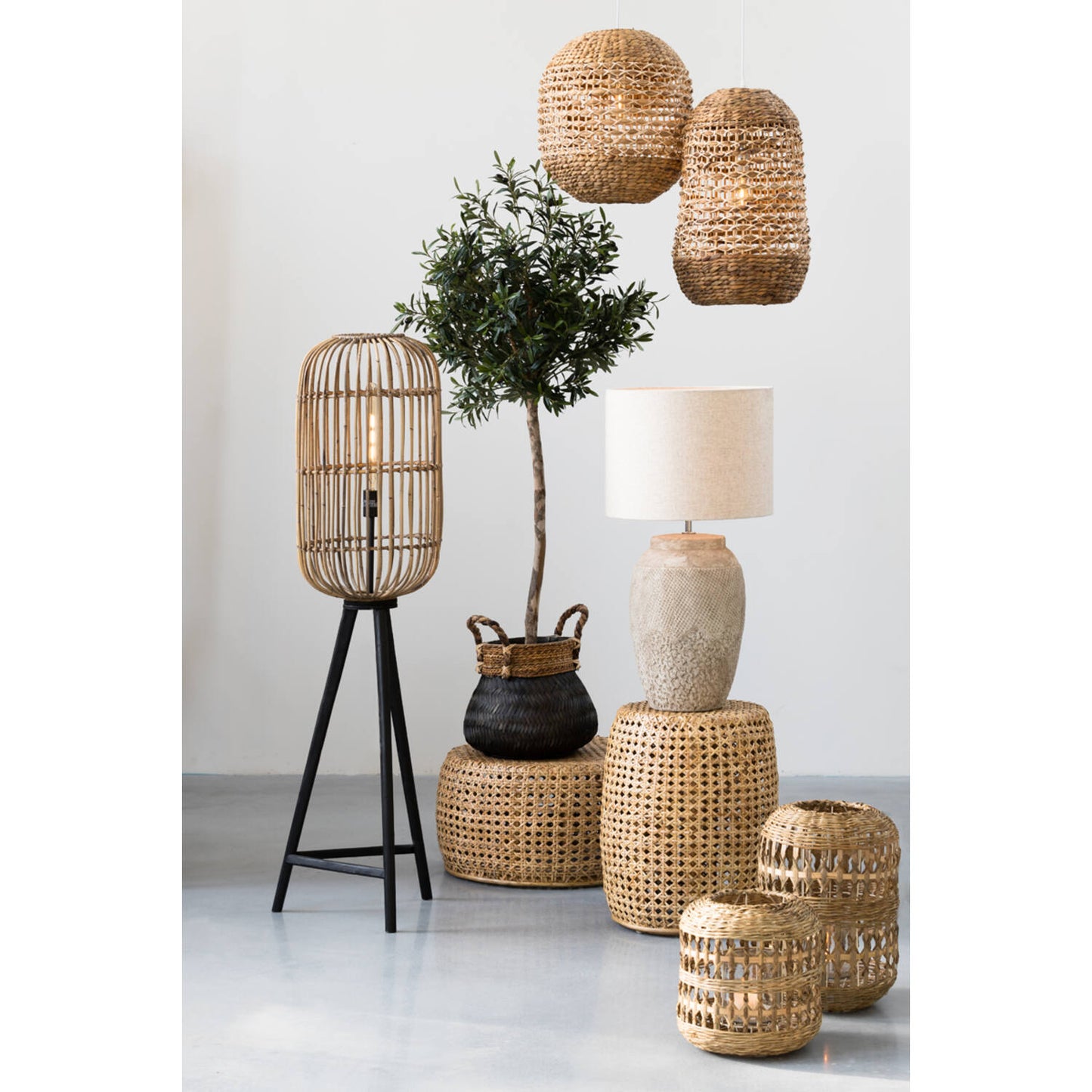 Light & Living Hängeleuchte Tripoli – Ø 37,5 cm – Geflochtenes Rattan in Natur/Braun – Moderne runde Leuchte für Wohn- und Esszimmer – Ohne Leuchtmittel – E27-Fassung