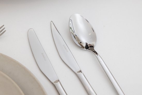Deleca Amor 72-teiliges Besteckset für 12 Personen - Besteck mit Gabeln, Messern, Löffeln und Steakmessern aus Edelstahl - spülmaschinenfest - Silberner Edelstahl 18/10