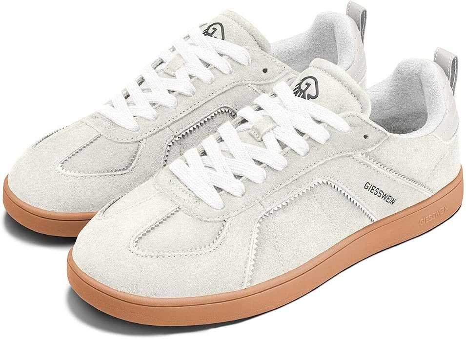 Giesswein Damen-Sneaker aus Wildleder – LWG-zertifiziertes Leder – Merino-Futter und -Fußbett – rutschfeste Sohle – Beige