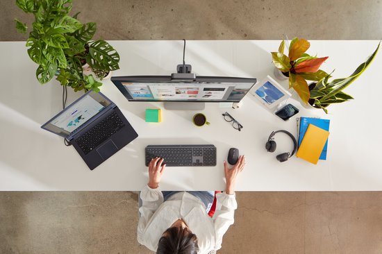 Logitech MX Keys for Business – Tastatur – Kabellos – QWERTY ISO – Grau
