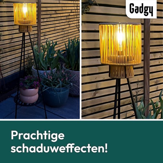 Gadgy Solar-Gartenbeleuchtung, Stehlampe für die Terrasse – Außenlampe mit Solarenergie für Balkon und Garten – Dreifuß-Gartenlampe mit LED-Beleuchtung und USB-Anschluss – Laterne für die Außenbeleuchtung – Braunes Rattan