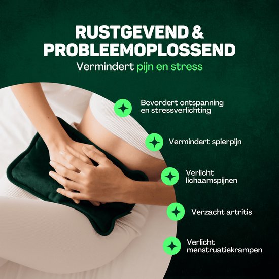 Vulpes Goods® - Elektrische Kanne - Weicher grüner Flanell - Digitale Anzeige - Kabellos und energieeffizient - Inklusive HandwärmerBei Menstruationsschmerzen und Muskelkater - Wärmflasche fürs Bett