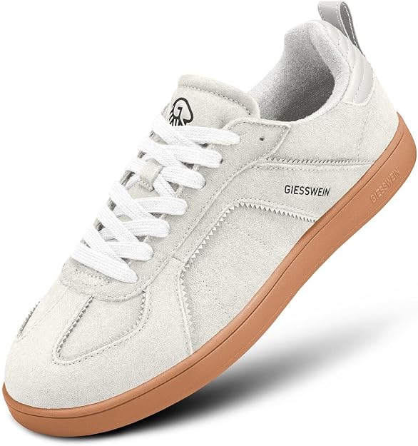 Giesswein Damen-Sneaker aus Wildleder – LWG-zertifiziertes Leder – Merino-Futter und -Fußbett – rutschfeste Sohle – Beige
