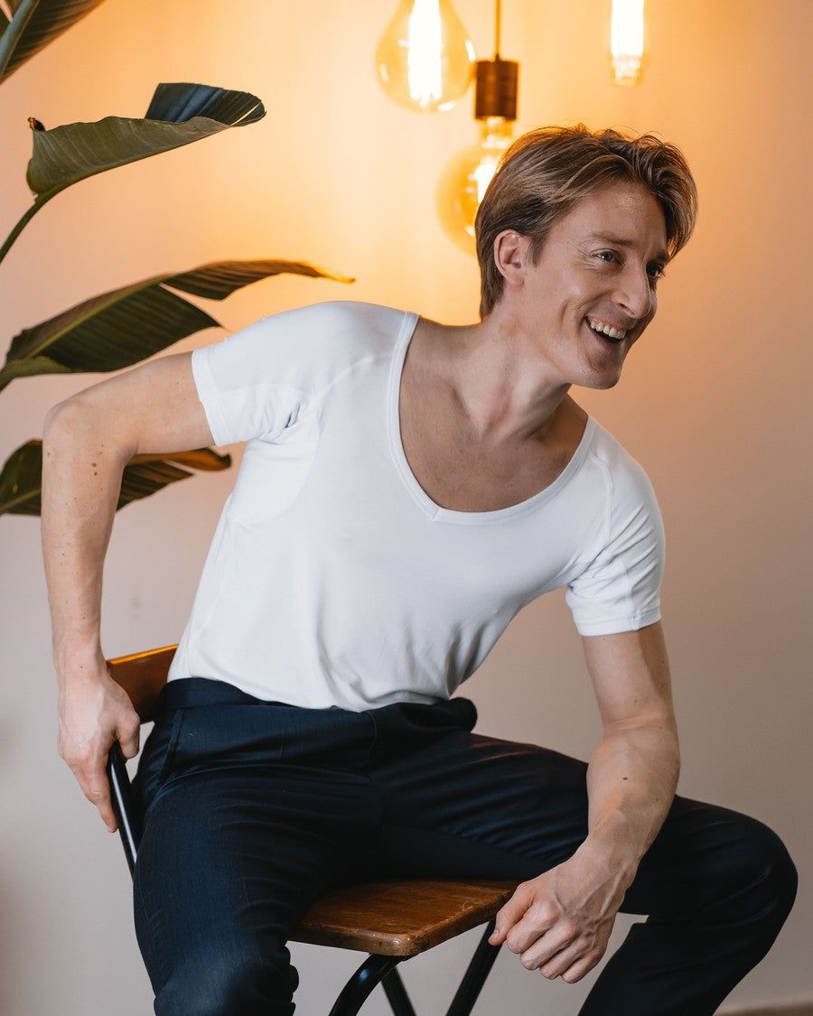 Fibershirts Anti-Schweiß-Shirt mit tiefem V-Ausschnitt – Weiß – M – Herren