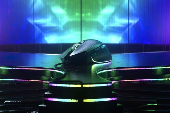 Razer Basilisk V3 – Gaming-Maus – RGB – Programmierbar – 26.000 DPI – Schwarz