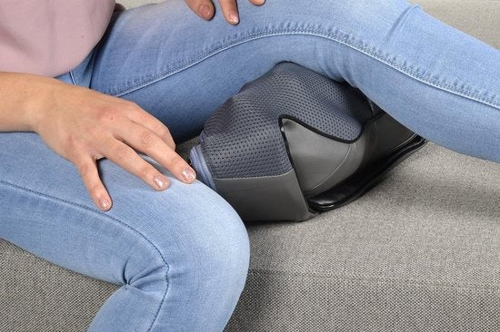 Grundig Elektrisches Shiatsu-Massagekissen - Nackenmassagegerät - 8 Massagetasten - Wärmefunktion