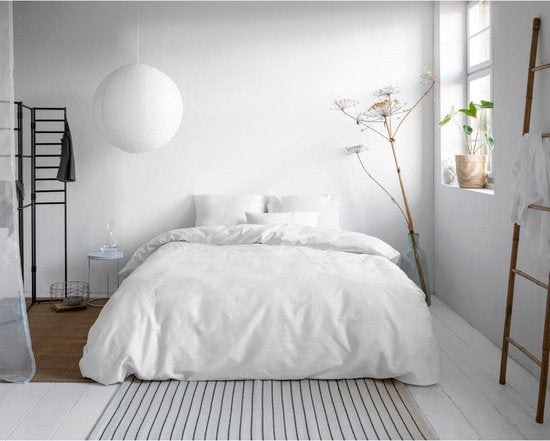 Primaviera Deluxe Uni Satin – Bettwäscheset – Doppelbett – 200 x 200/220 + 2 Kissenbezüge 60 x 70 – Weiß