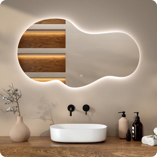 Mirlux Badezimmerspiegel mit LED-Beleuchtung und Heizung – Asymmetrischer Wandspiegel – Beschlagfreier Duschspiegel – Rahmenlos – 120 x 70 cm