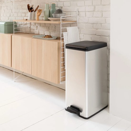 Curver Decobin Slim Mülleimer – 40 Liter – Metallic