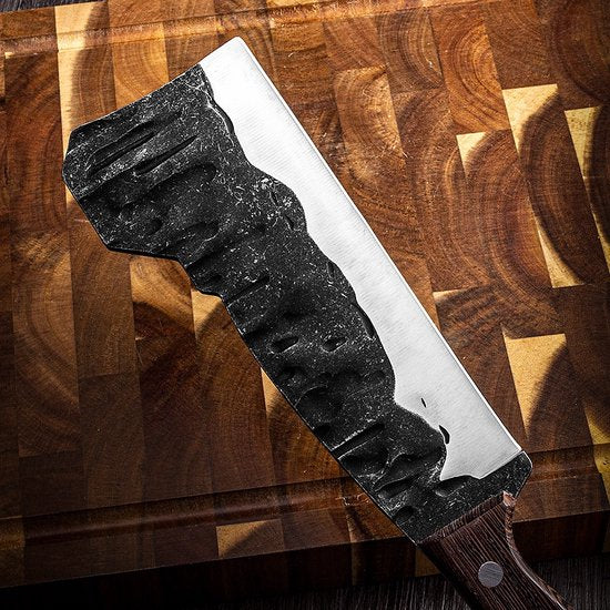 T&M Knives Kochmesser Hammerschlagstahl - Sonderedition - Robustes, handgefertigtes Küchenmesser - Eyecathcer - inkl. Geschenkbox