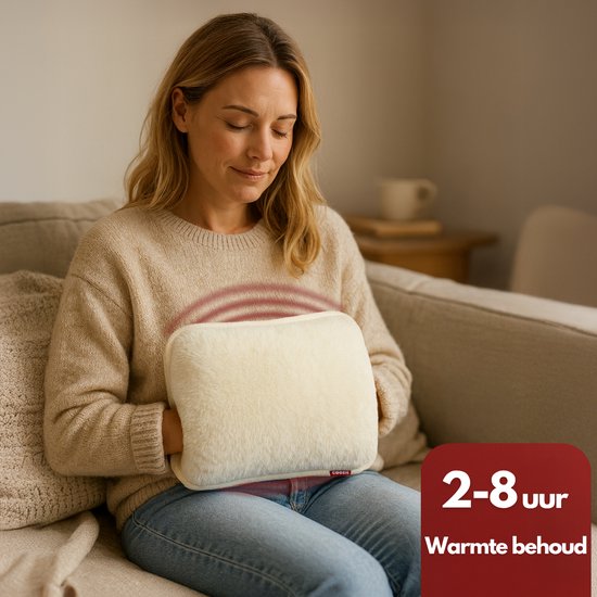 Coozie Elektrische Kanne XL - 1.65L - mit ThermoSoft Hülle aus Plüsch - Wärmende weiche Heißwasserkanne - Heißwasserkanne - Beige