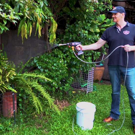 Hammersmith HydroBlast 2-in-1-Autowaschpistole – Kabellos - Mit wiederaufladbarem Akku - Für die Garten-, Fahrzeug- und Außenreinigung