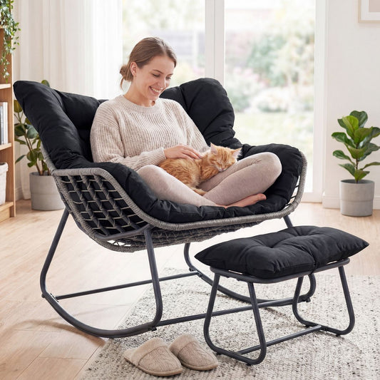 Coast Schaukelstuhl mit Fußhocker – ergonomisches Design – Metallgestell mit PE-Rattan – schwarz