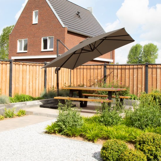 VONROC Premium Floating Parasol Pisogne 300x300cm - Inkl. Kreuzfuß & Schutzhülle - Quadratischer Sonnenschirm - 360° drehbar - Neigbar - UV-beständiges Tuch - Taupe