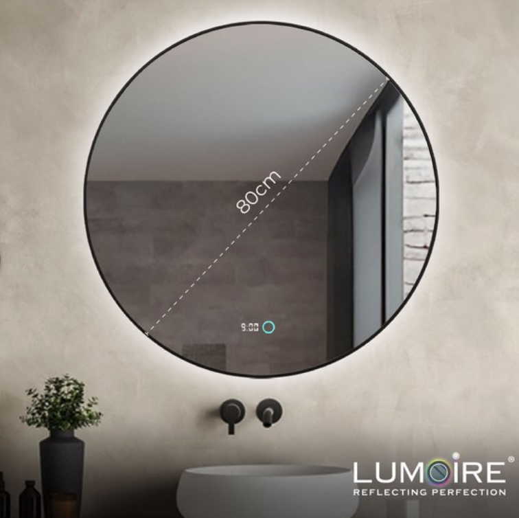 Lumoire Neon 8000 Spiegel mit Beleuchtung – schwarzer Rand – Ø 80 cm – rund, beschlagfrei, Uhr