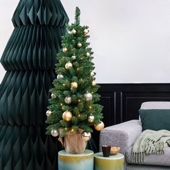 Black Box Trees Gerlos Kunstweihnachtsbaum mit Beleuchtung – Kunstbaum H 90 x T 41 cm – Kunstweihnachtsbaum im Jutesack – Weihnachtsdekoration für den Innenbereich – 108 Zweige – Grün