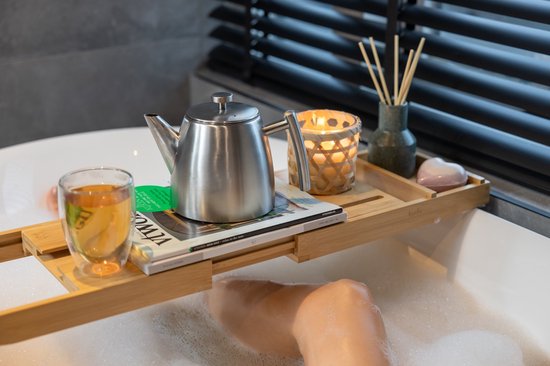 Vaja® Teekanne Camille Silber - Doppelwandig - 1 Liter - Edelstahl-Teekanne mit Filter & Stövchen