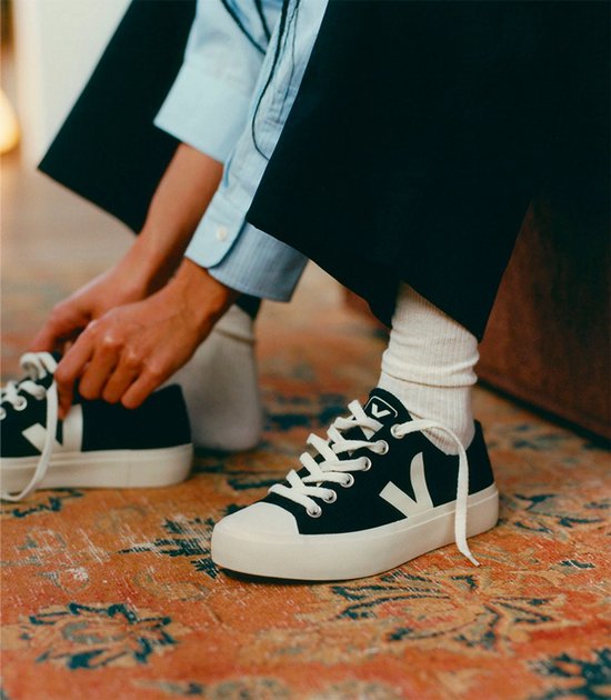 Veja Wata II Low Canvas-Schuhe, schwarz, EU 45, Herren