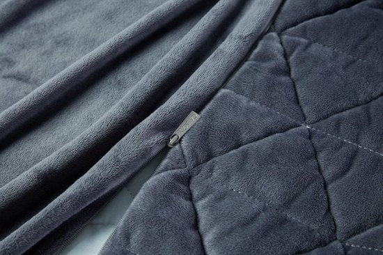 Calmzy Superior Soft - Bettbezug - Deckenbezug - 150 x 200 cm - Superweich - Komfortabel - Holzkohle