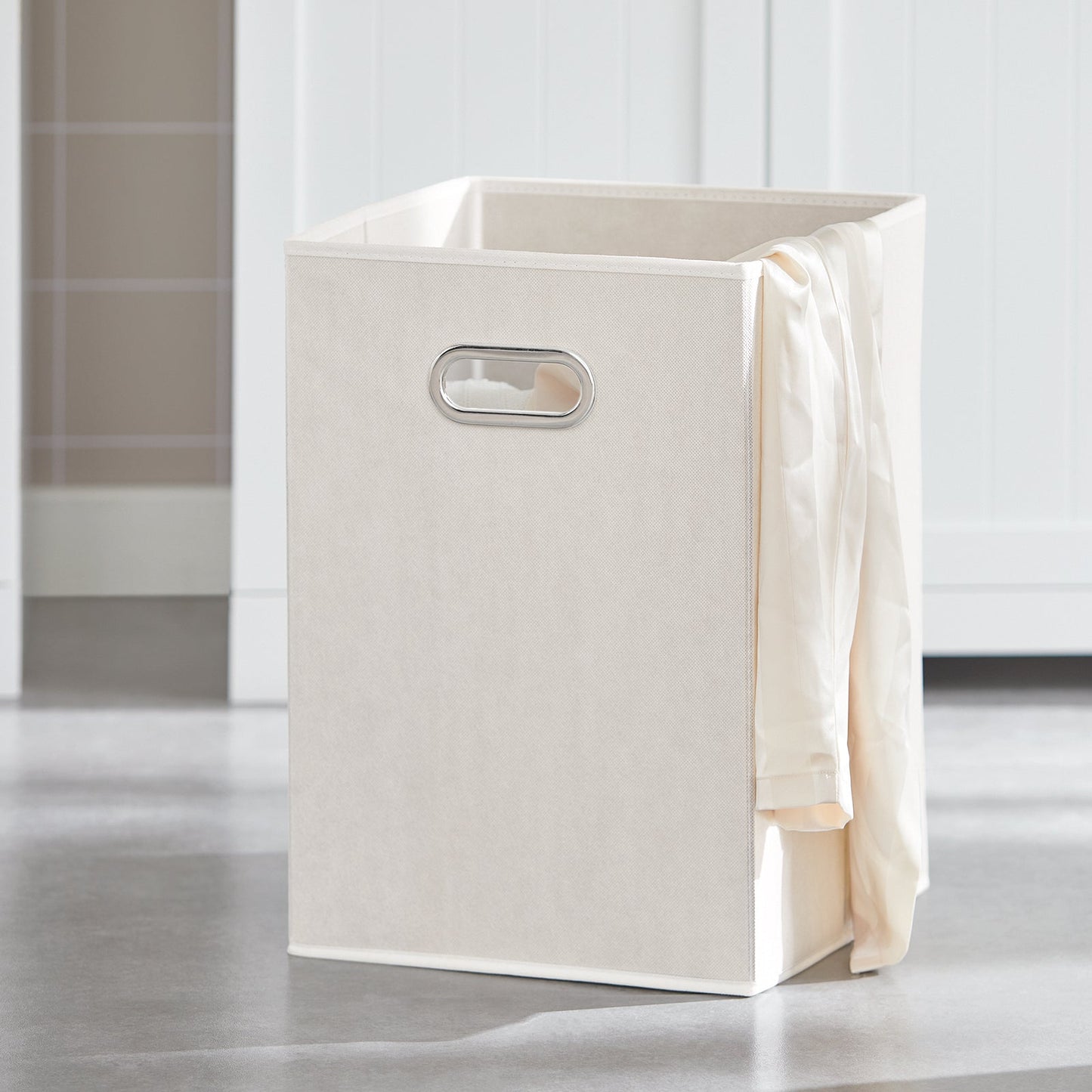 SoBuy BZR33-II-W Badezimmerschrank - Mit 2 Schubladen & 2 Wäschekörben – 78 × 90 × 38 cm – Weiß