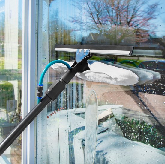 VONROC - Teleskop-Waschbürste - inkl. Bürstenkopf/ Fensterreiniger/ Wasserschlauch & Seifenspender - 6,50m - Schwarz