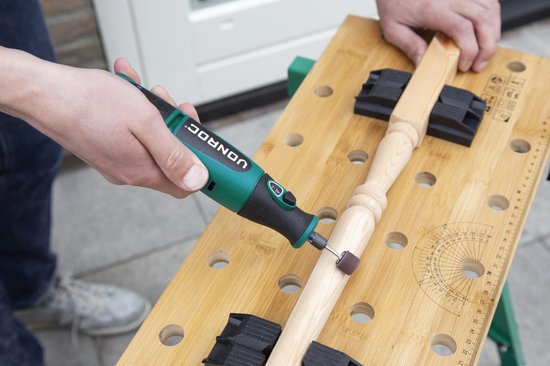 VONROC Accu Multitool - Rotierend - 8V - Inkl. 24 Zubehörteile, Ladegerät & Aufbewahrungstasche