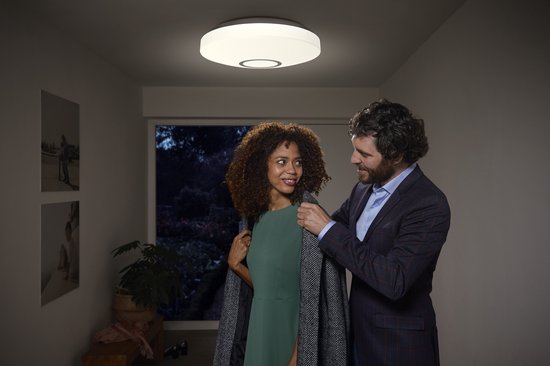 LEDVANCE Intelligente LED-Wand- und Deckenleuchte für den Innenbereich mit WiFi-Technologie, Lichtfarbe veränderbar (3-K-65-K), RGB-farbveränderbar, weiß, 34-mm, Google und Alexa kompatibel, SMART+ ORBIS KITE RGBW