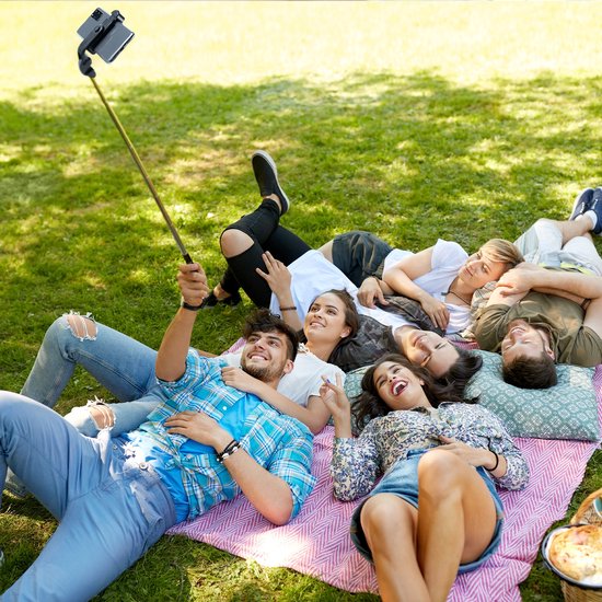 Studio ME - 3-in-1 Selfie Stick & Stativ - 19 bis 70 cm - Mit Bluetooth-Fernbedienung - Universelles Telefonstativ - Kompakt & Tragbar - Schwarzer Kunststoff & Edelstahl