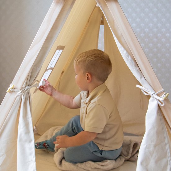 Sunny Sienna Spielzelt mit Fahnen und Bodenmatte Creme - Wigwam Tipi-Zelt für Kinder mit Pendel & Aufbewahrungstasche - FSC Holzstangen - 120x100x105cm