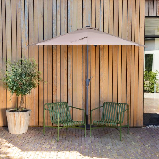VONROC Premium Sonnenschirm Magione - Strapazierfähiger Balkonsonnenschirm - halbrund 270x135cm - UV-beständiges Tuch - Beige - inkl. Schutzhülle